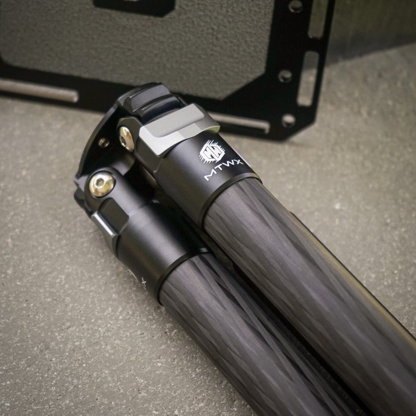 MTC 1.0 Carbon Tripod